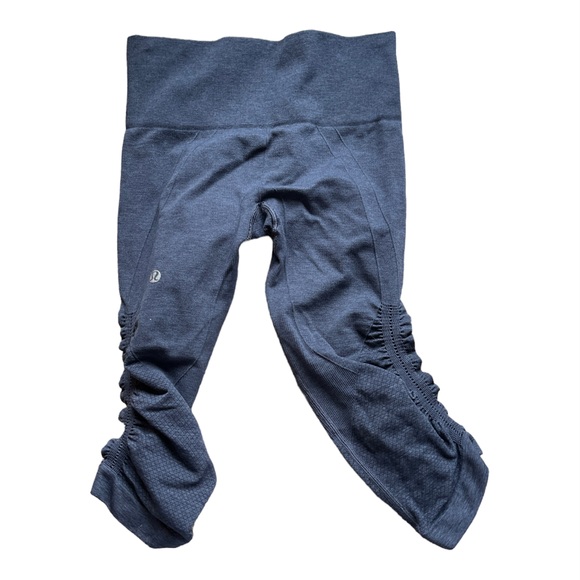 Lululemon In‎ The Flow Grey Cropped Stretch Yoga Pants Ruched Bottoms 2 - Picture 1 of 7